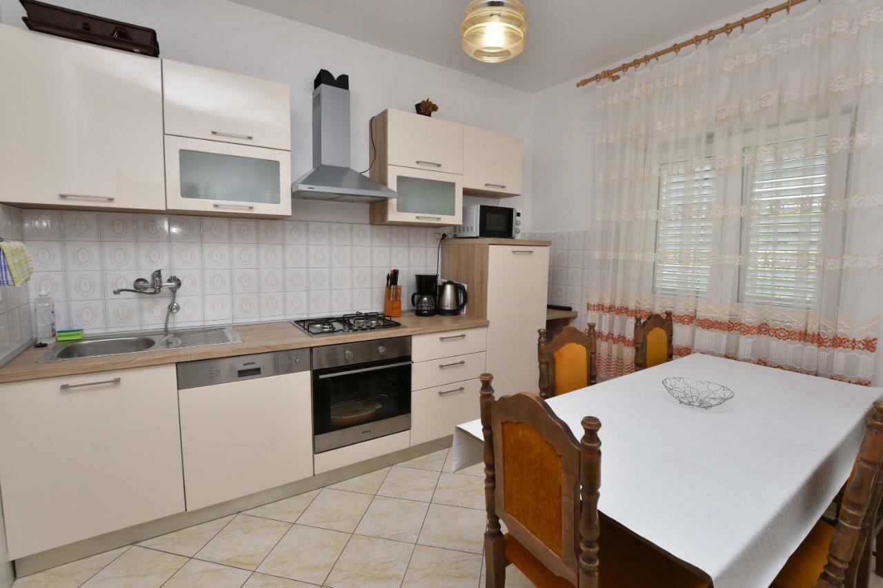 Apartments Jere Proto Primosten Luaran gambar