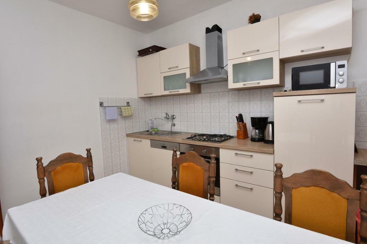Apartments Jere Proto Primosten Luaran gambar