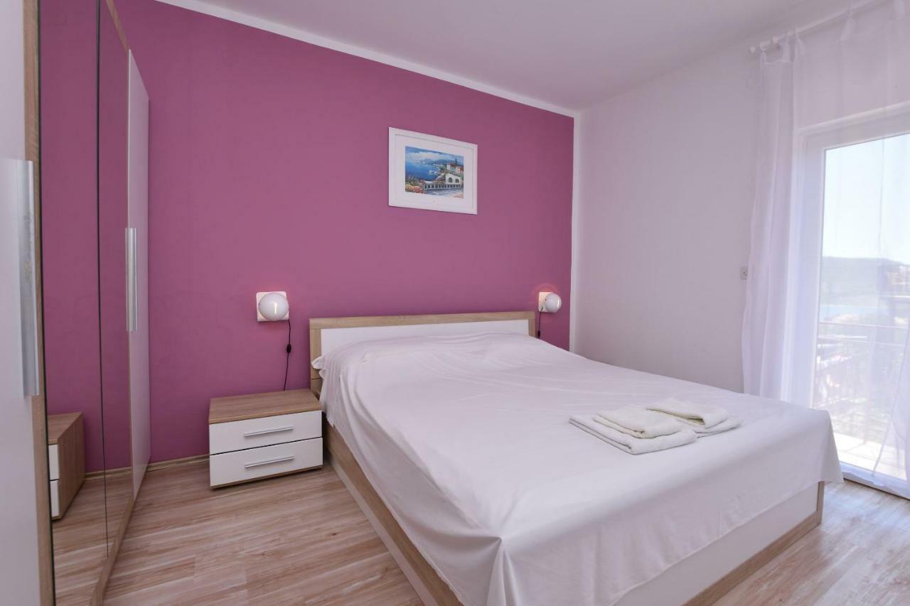 Apartments Jere Proto Primosten Luaran gambar