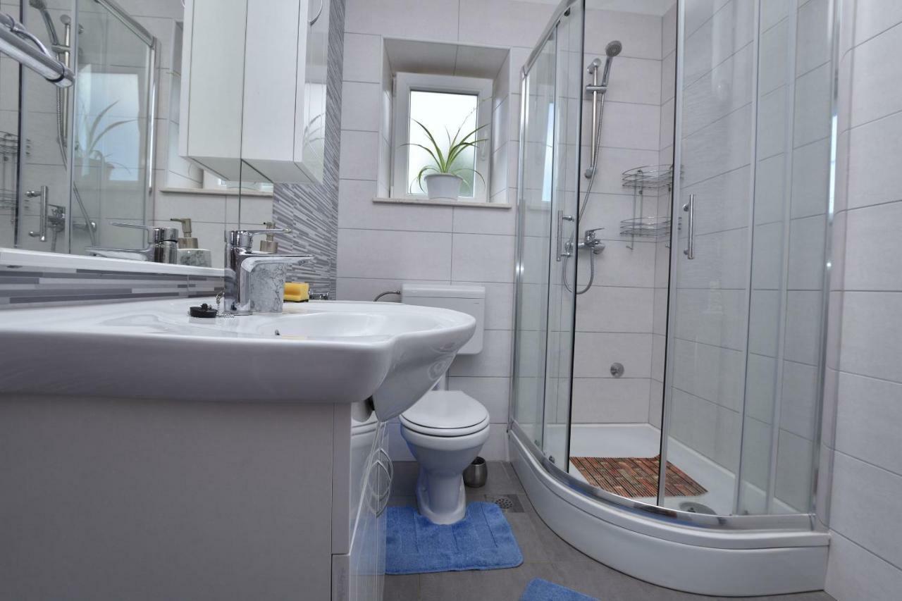 Apartments Jere Proto Primosten Luaran gambar