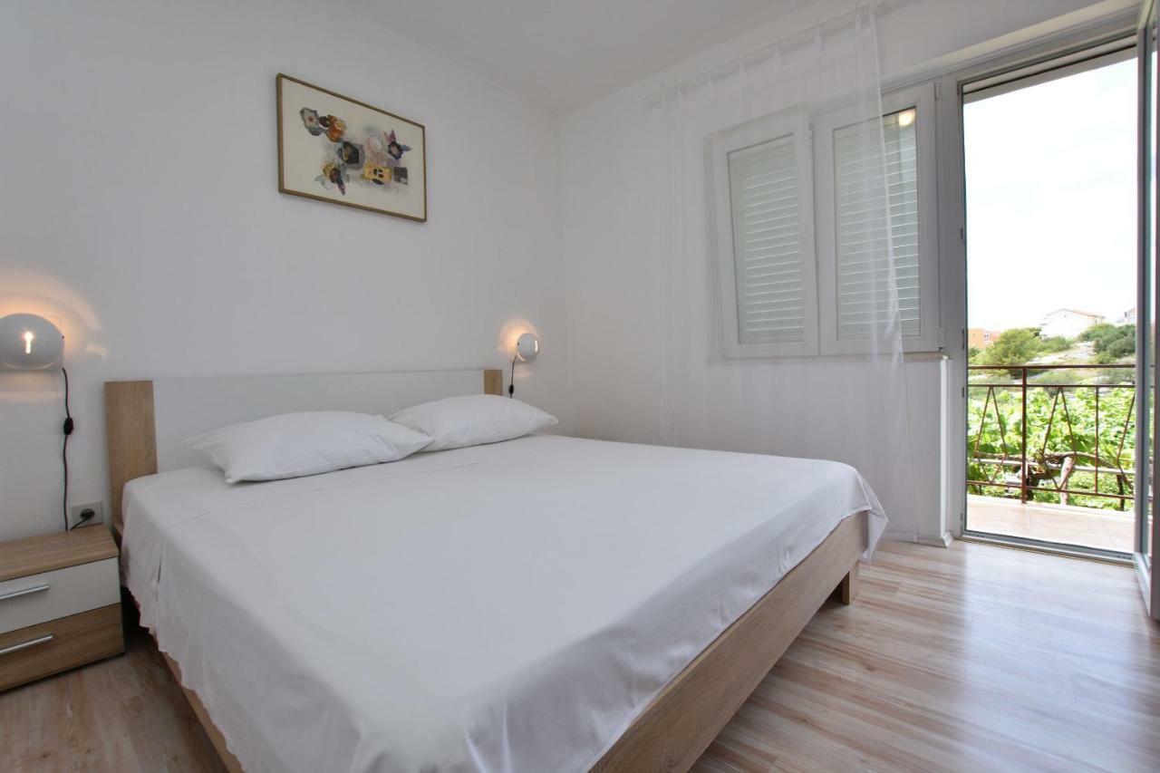 Apartments Jere Proto Primosten Luaran gambar