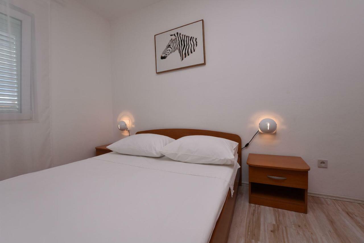 Apartments Jere Proto Primosten Luaran gambar