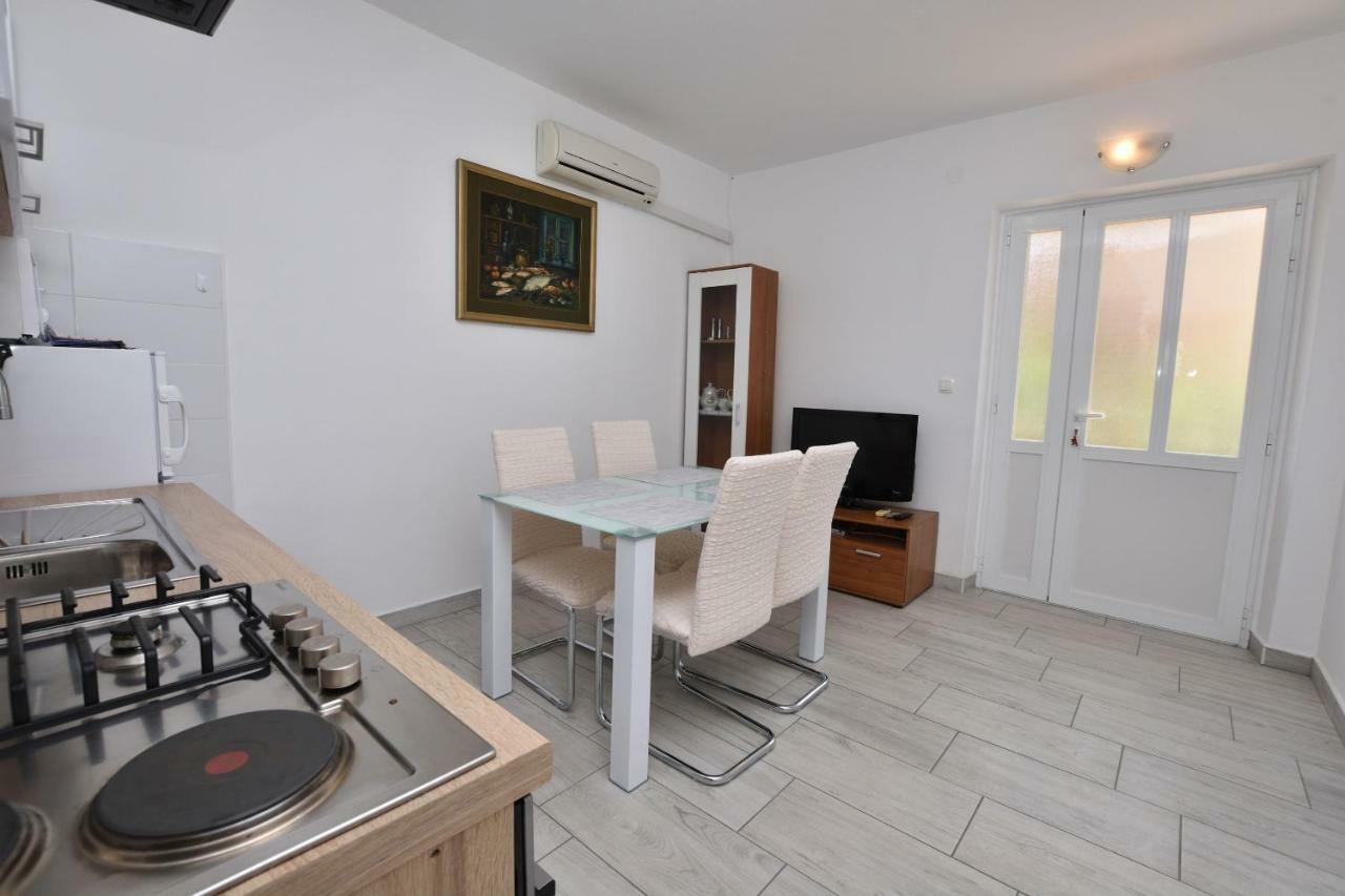 Apartments Jere Proto Primosten Luaran gambar