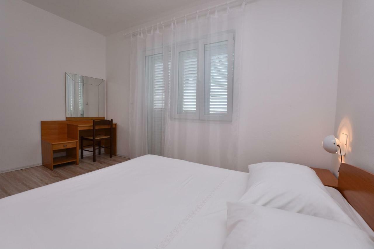 Apartments Jere Proto Primosten Luaran gambar